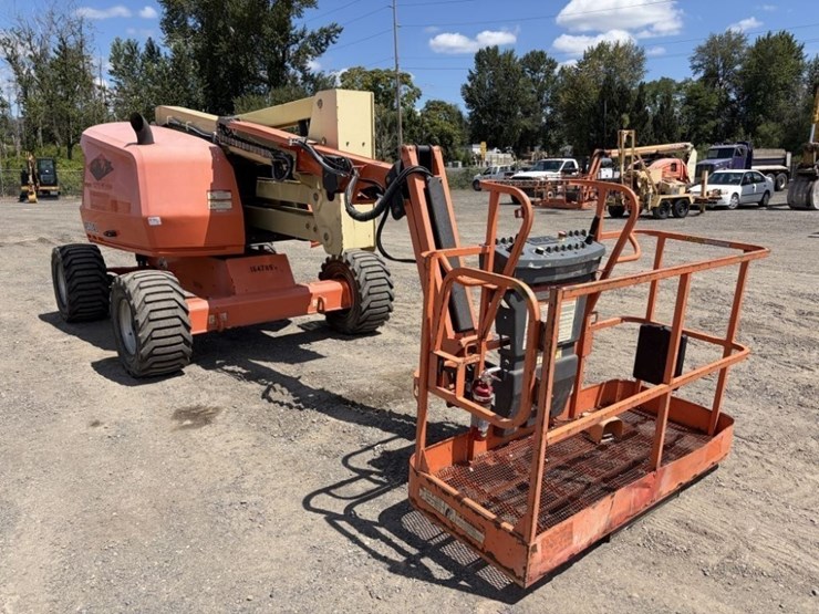 2016-jlg-450aj-image-2