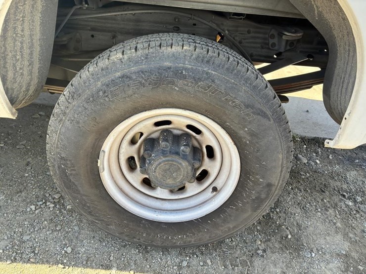 2001-ford-f250-image-8
