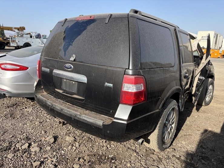 2014-ford-expedition-image-3