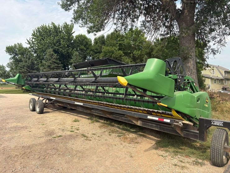 2009-john-deere-635f-image-1