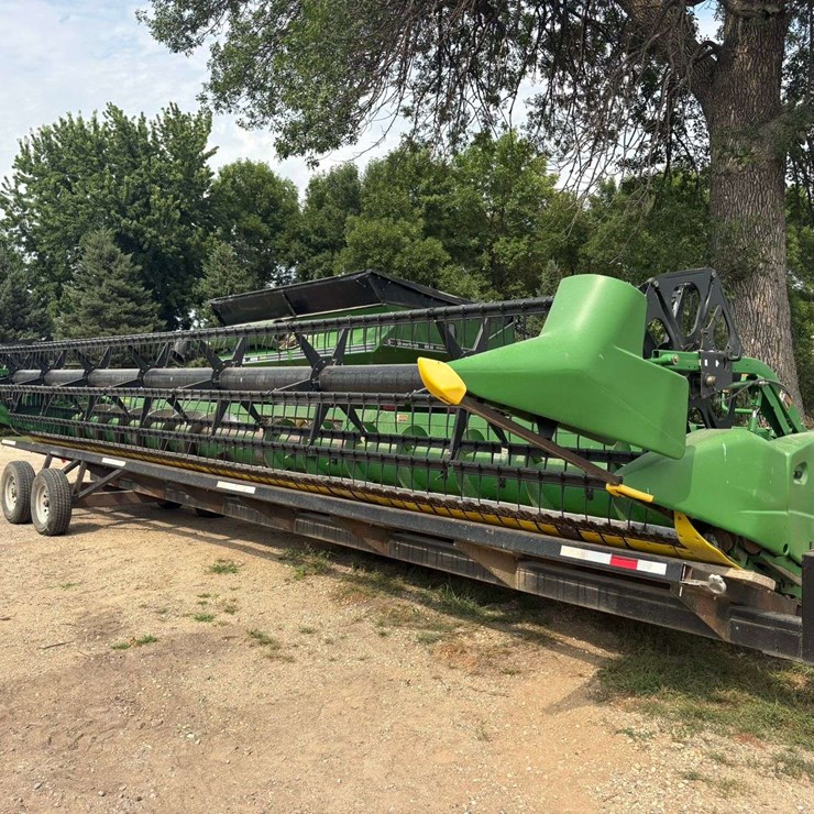 2009 JOHN DEERE 635F