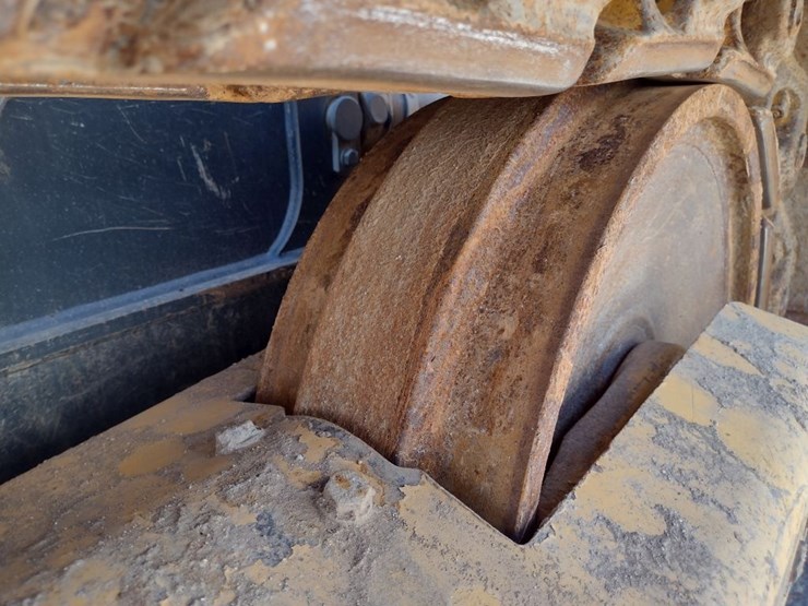 deere-700l-xlt-image-31