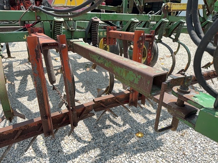 john-deere-1010-image-6