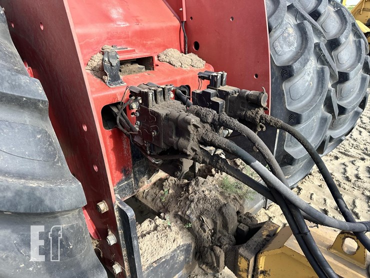 2010-case-ih-steiger-485-image-44