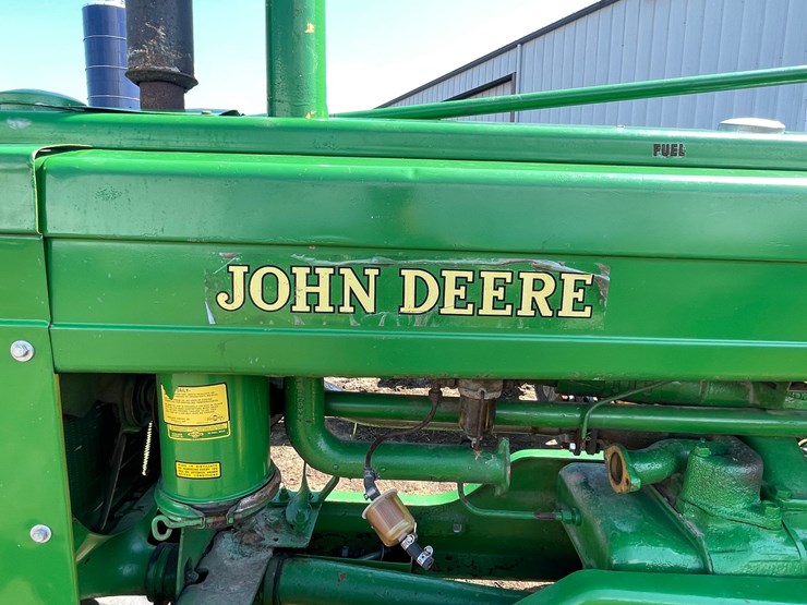 john-deere-b-image-15