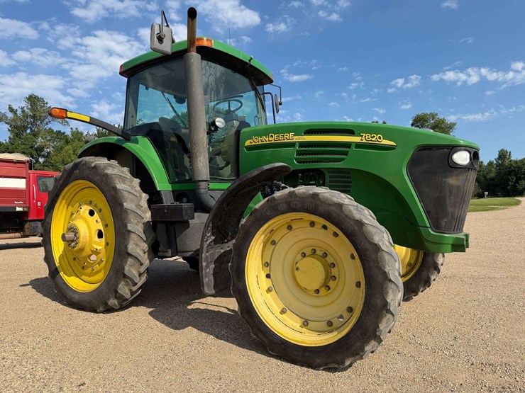 2005-john-deere-7820-image-3