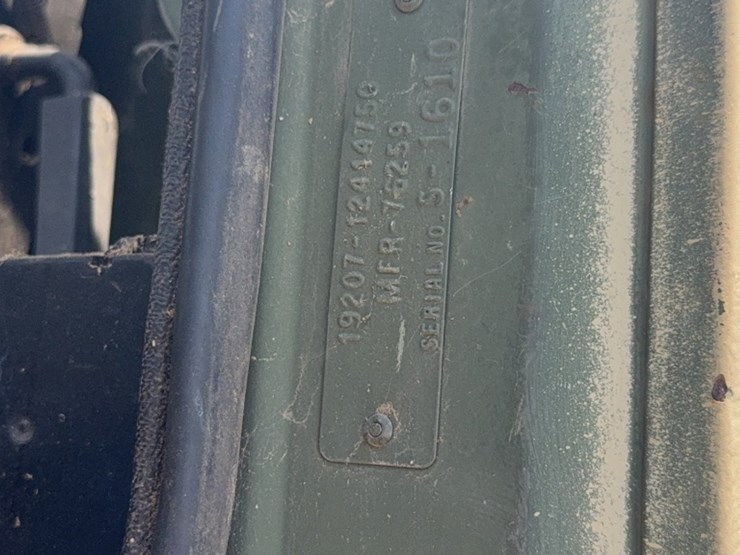 #3020-•-1995-lmtv-m-1078-single-axle-silage-truck-image-20