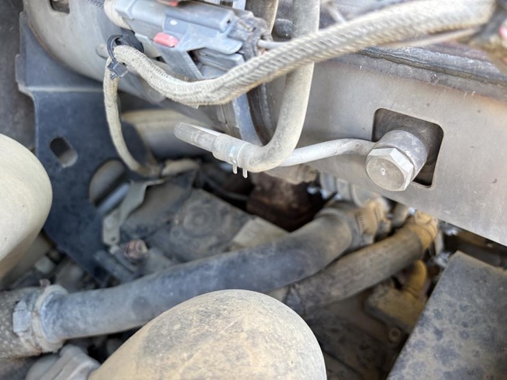 2018-yanmar-s220r-image-42