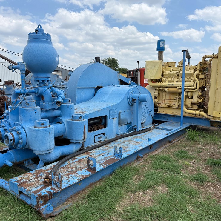 CATERPILLAR D379