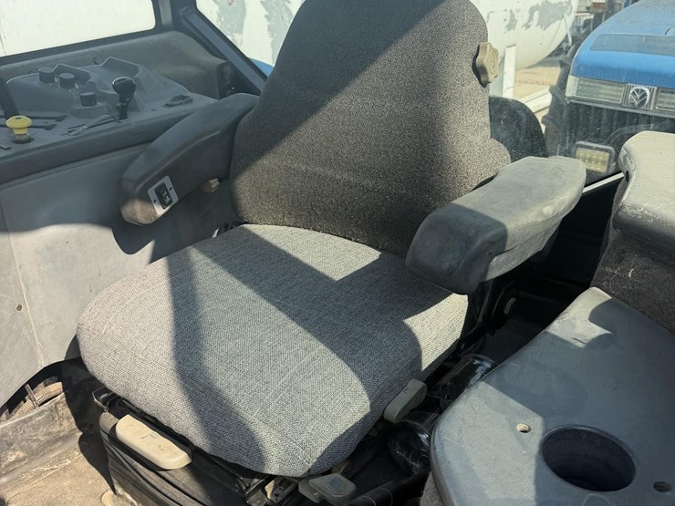 1994-ford-8870-image-10