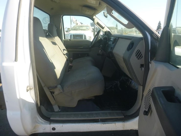 2008-ford-f450-image-9