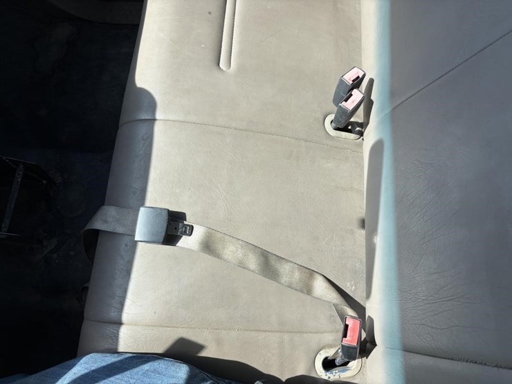 2004-ford-f350-image-18