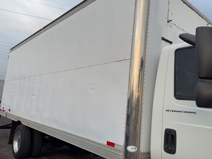 2003-international-durastar-4300-image-6
