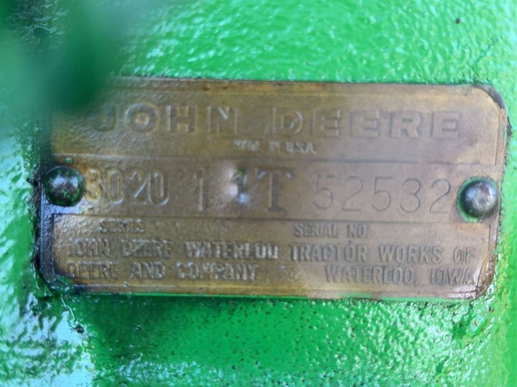 john-deere-3020-image-52