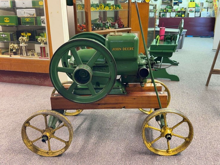 john-deere-112-image-1