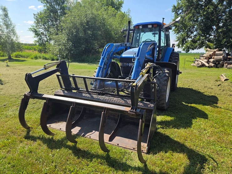 2003-new-holland-tm155-image-7