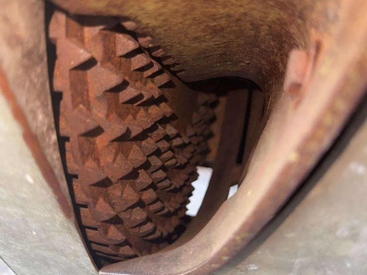 john-deere-one-hole-corn-sheller-image-7