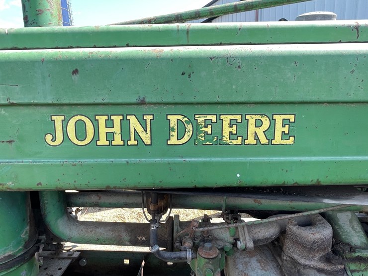 john-deere-b-image-12