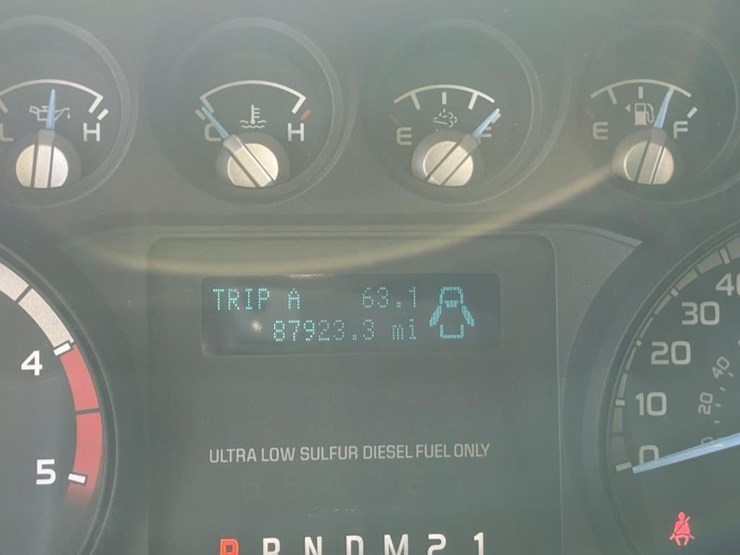 2016-ford-f650-xlt-image-22