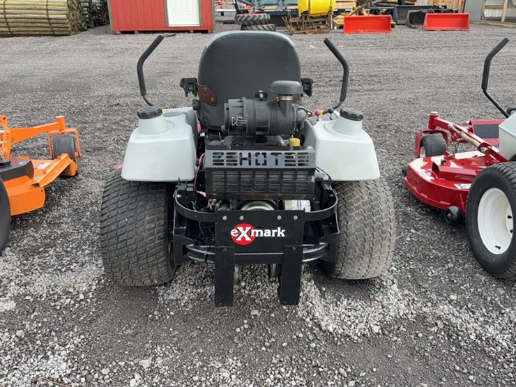 #3093-•-exmark-lazer-z-zero-turn-mower-image-9