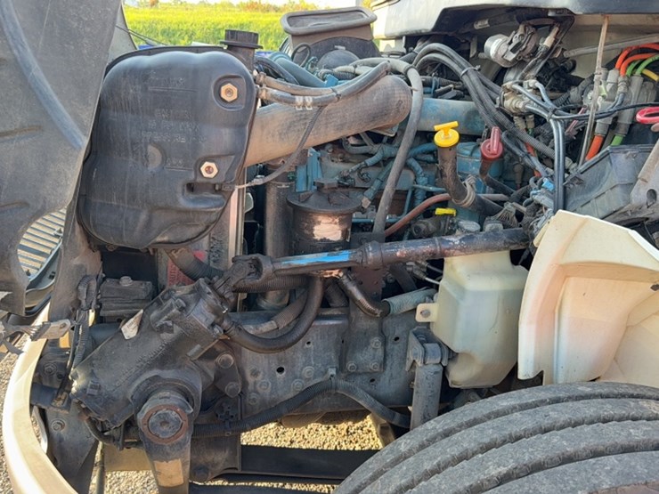2007-international-durastar-4300-image-24