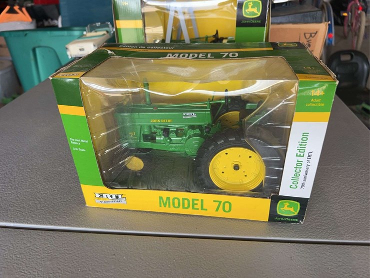 john-deere-16-image-2