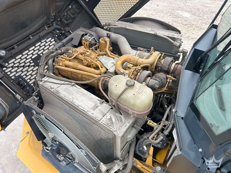 2022-deere-260e-image-25