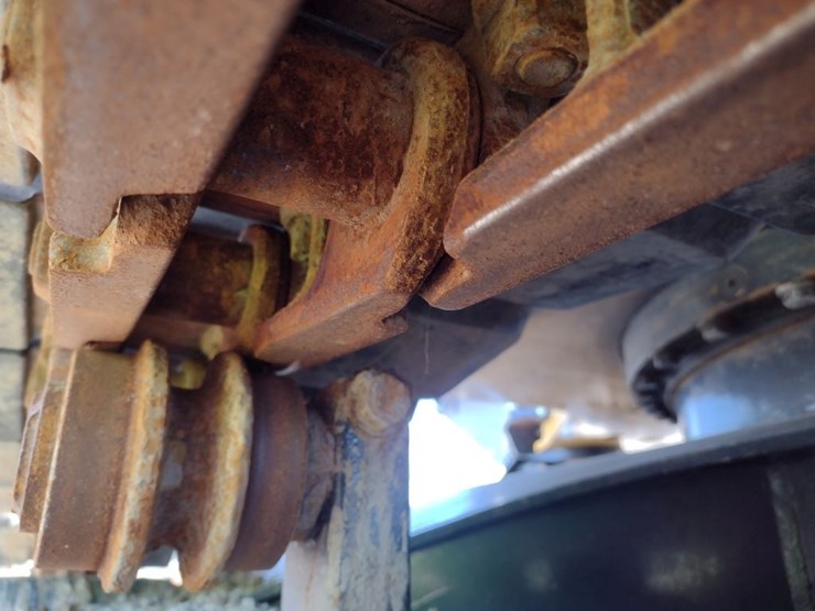 23-john-deere-85-image-15