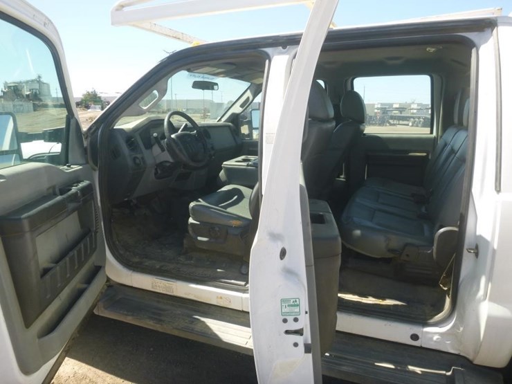 2015-ford-f550-image-9