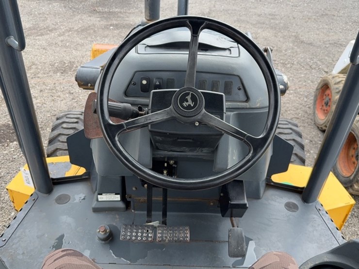 deere-310j-image-16