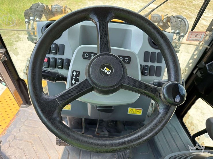 caterpillar-420f2-it-4x4-extendahoe-loader-backhoe-image-6