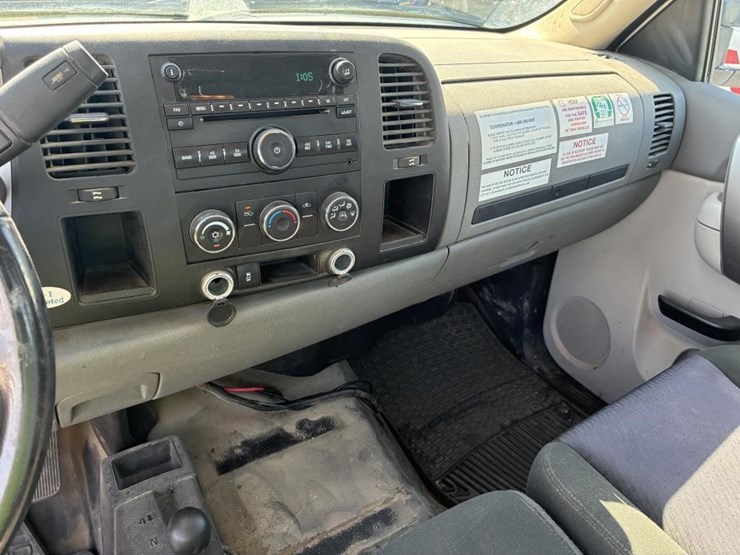 2012-gmc-sierra-2500hd-image-19