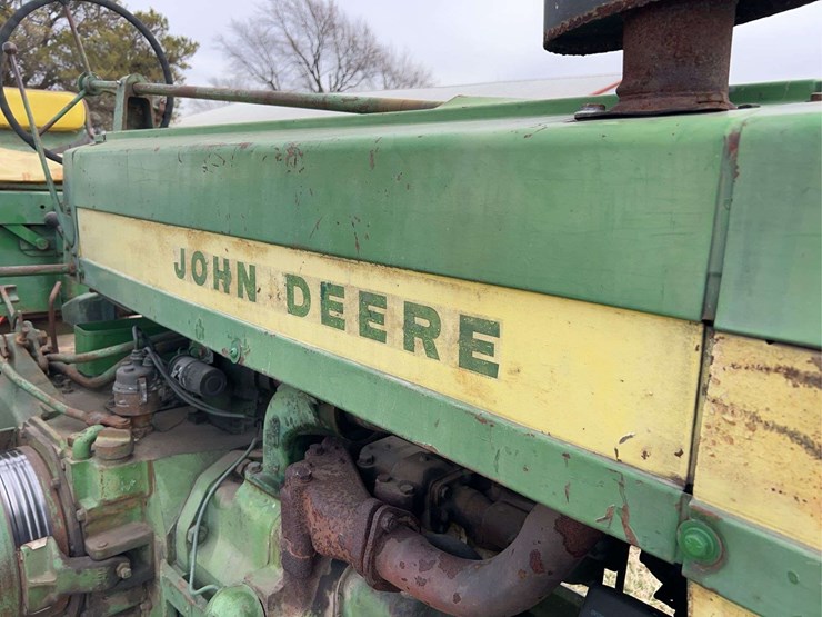 john-deere-720-image-12