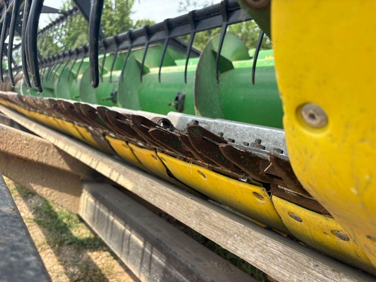2009-john-deere-635f-image-8