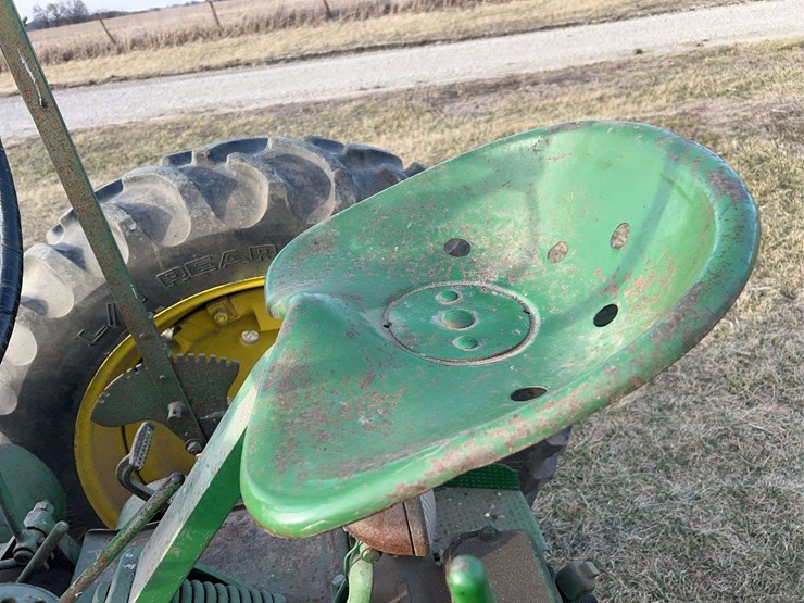 john-deere-model-a-image-40