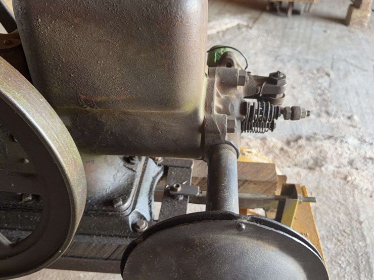 john-deere-112-image-18
