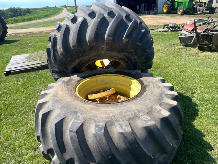 #4689-•-(2)-firestone-25"-tires-image-5