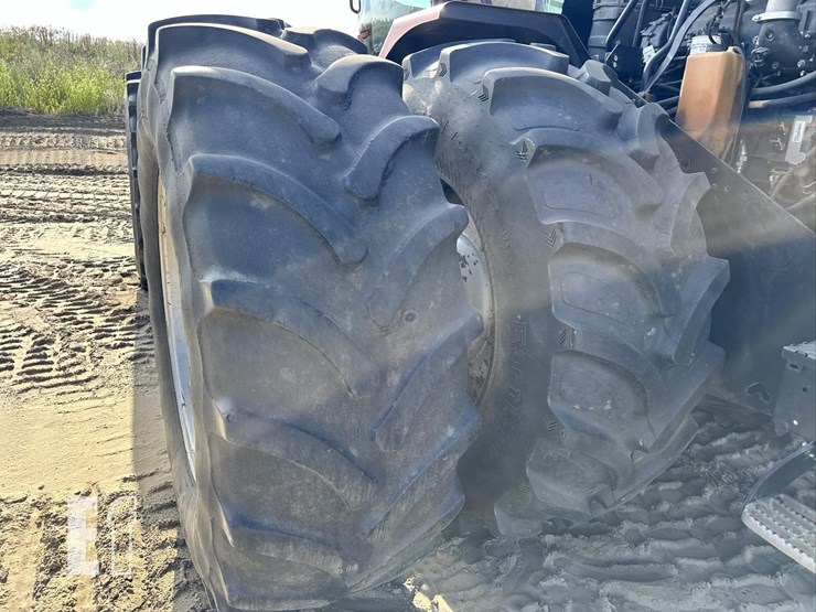 2010-case-ih-steiger-485-image-35