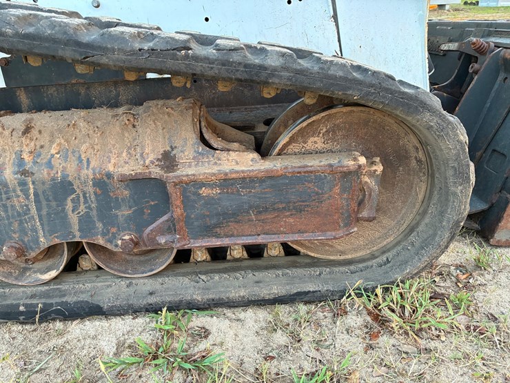 bobcat-t595-image-9