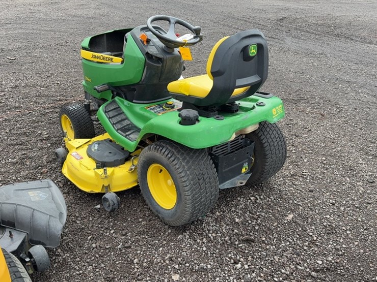 john-deere-x340-image-6