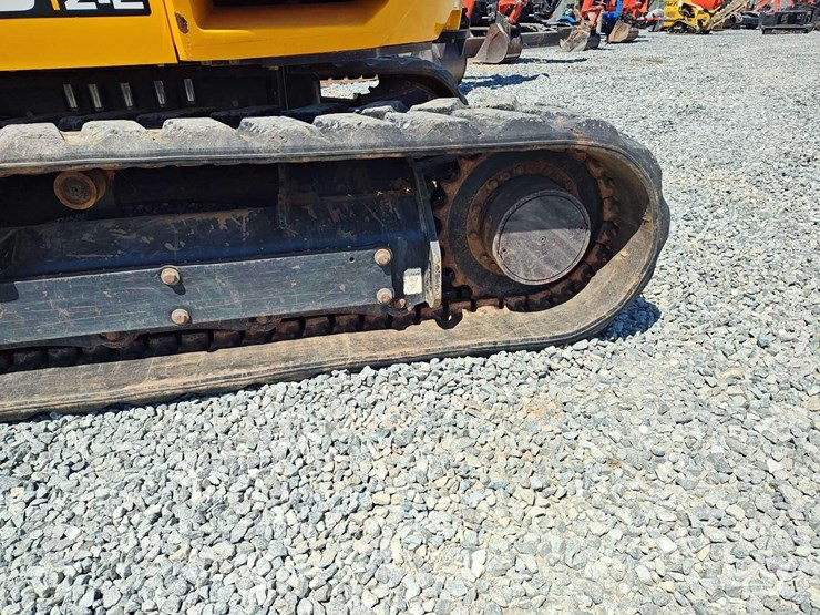 2023-jcb-90z-2-t4-midi-excavator-image-33