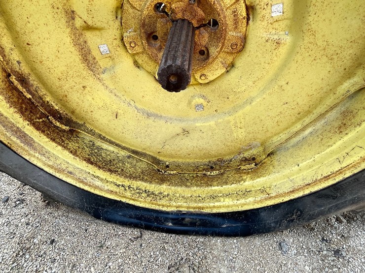 john-deere-h-image-31