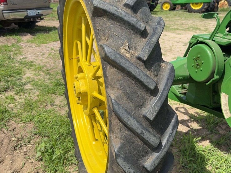 john-deere-model-b-image-12