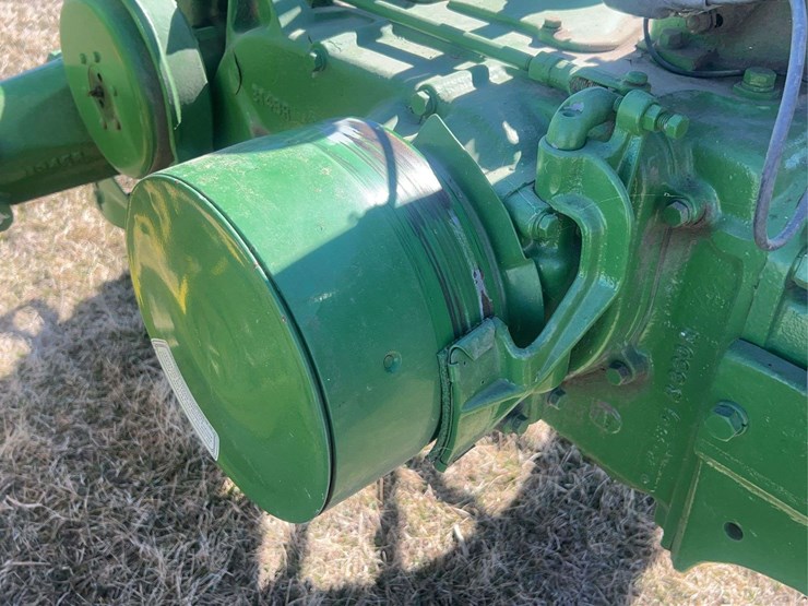 john-deere-model-b-image-36