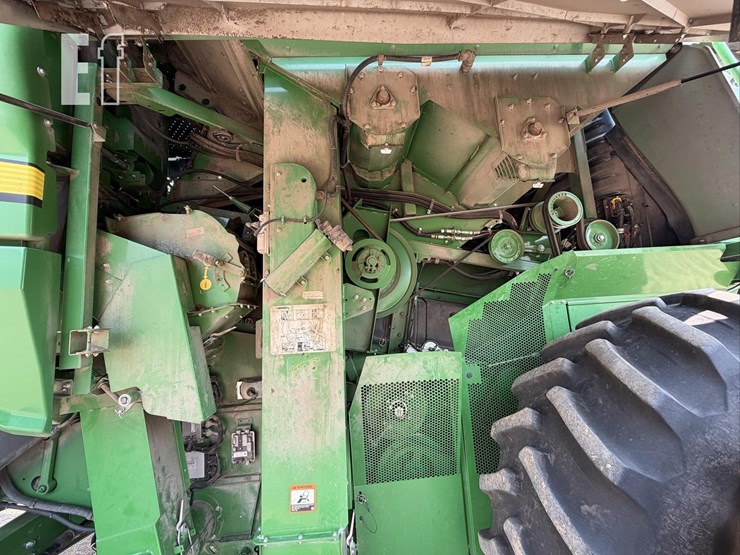 2020-john-deere-s780-image-38