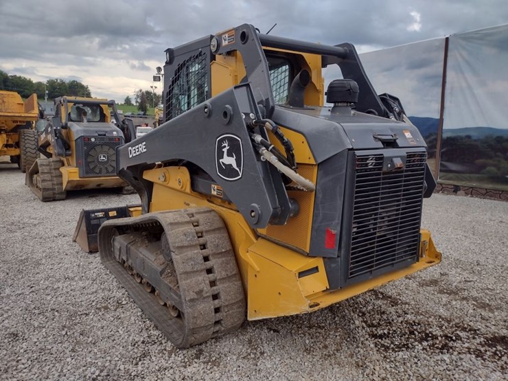 deere-331g-image-30