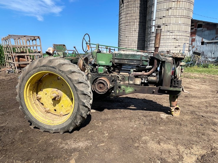 john-deere-70-image-2