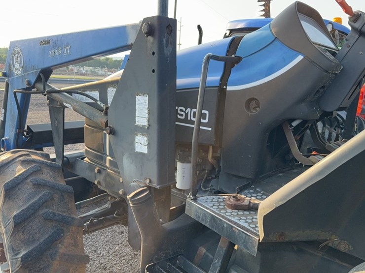 new-holland-ts100-image-13