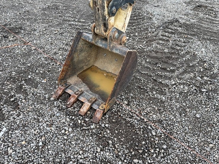 1998-bobcat-325-image-6