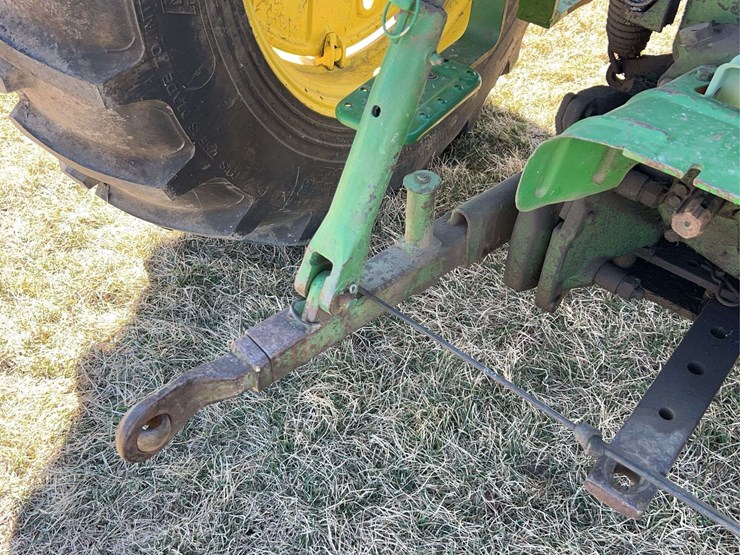 john-deere-720-image-40